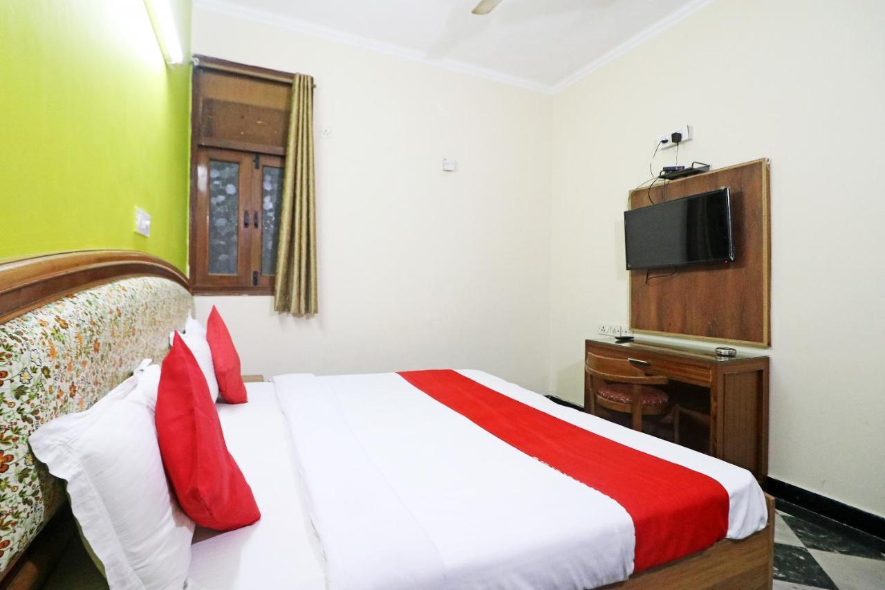 Hotel Westend Holiday Home 5 Mint From Nizamuddin Railway Station Új-Delhi Kültér fotó
