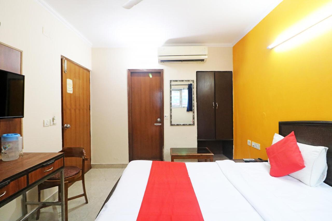 Hotel Westend Holiday Home 5 Mint From Nizamuddin Railway Station Új-Delhi Kültér fotó