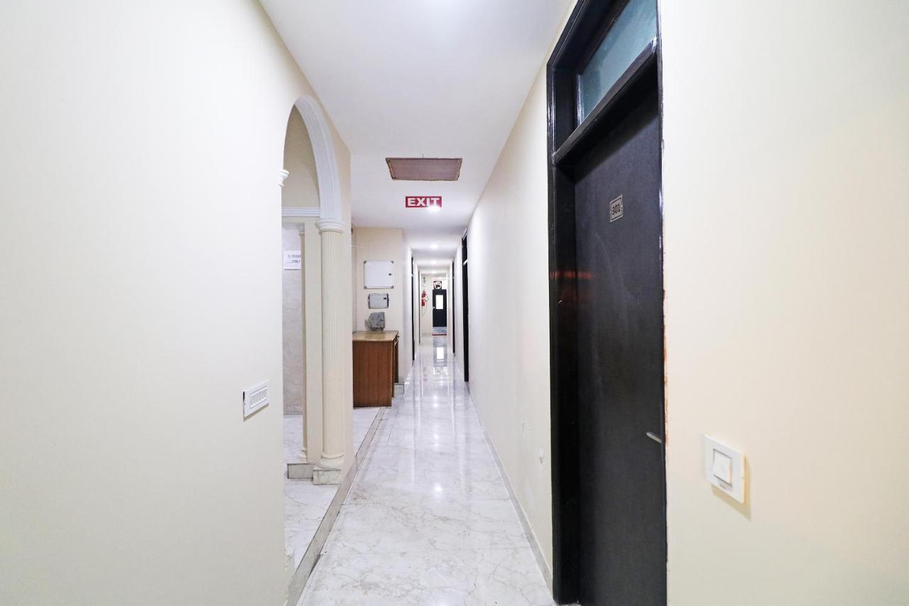 Hotel Westend Holiday Home 5 Mint From Nizamuddin Railway Station Új-Delhi Kültér fotó